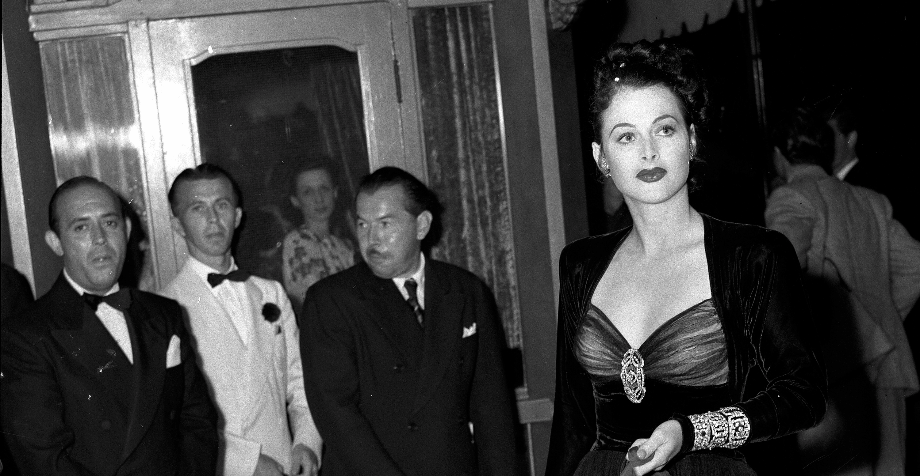 Hedy Lamarr bei der Tales of Manhattan Premiere